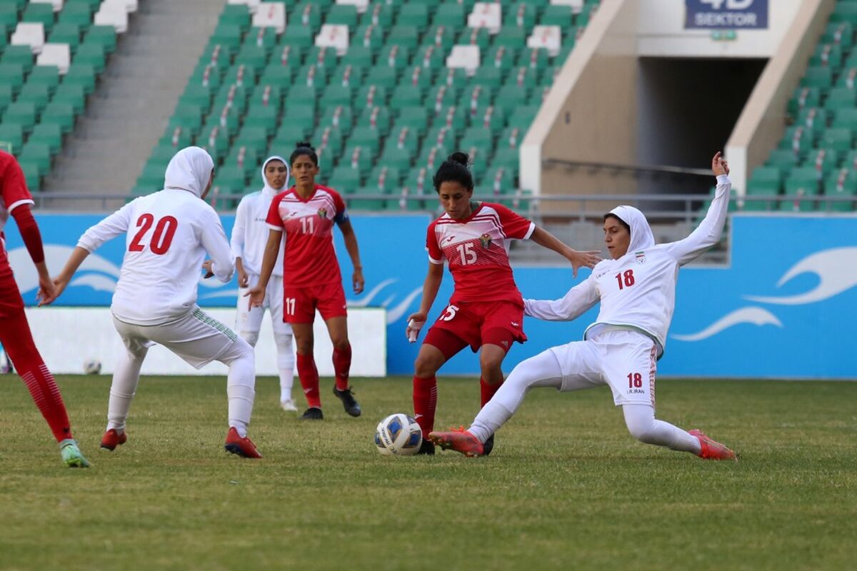 تیم‌ملی فوتبال زنان ایران