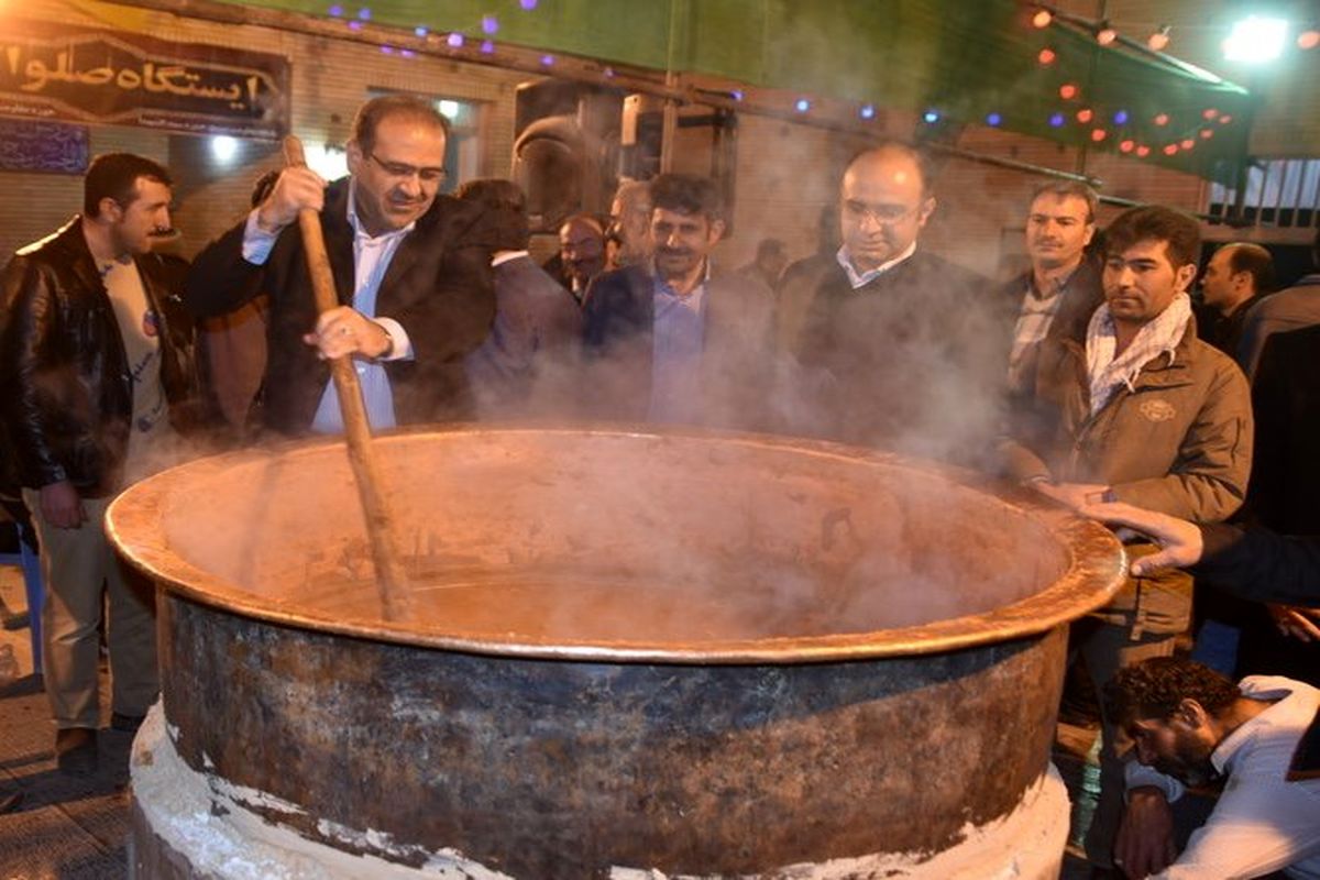 اصفهان- پخت سمنو