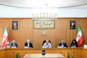 دولت در تلاش ارائه بودجه بدون کسری به مجلس است