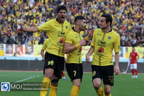 دیدار دو تیم سپاهان و پیکان تهران