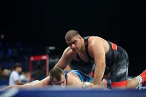 فرنگی‌کاران اوزان ۸۲ و ۱۳۰ در مسابقات جهانی انتخاب شدند