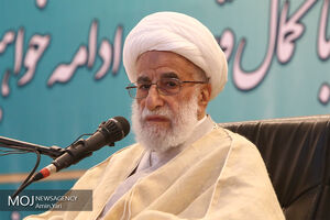 اگر مجلس و دولت ما راه امام را می‌رفتند، وضع مملکت خیلی بهتر بود