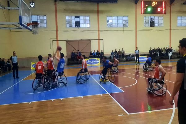 شهروند آمل با صدرنشینی به مرحله حذفی صعود کرد