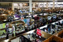 توزیع بیش از 4 هزار بن کارت از سوی بانک شهر در نمایشگاه کتاب اردبیل