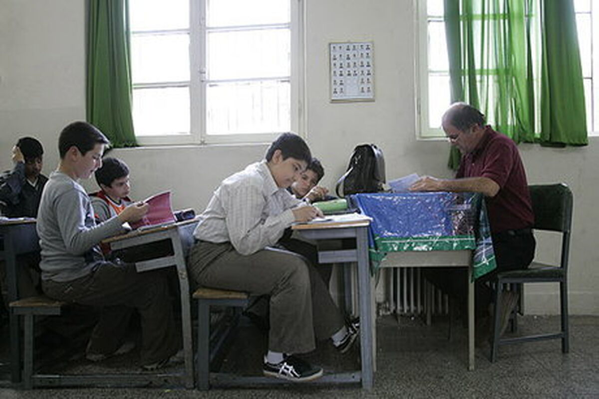 کمبود معلم در مدارس کرمانشاه 
