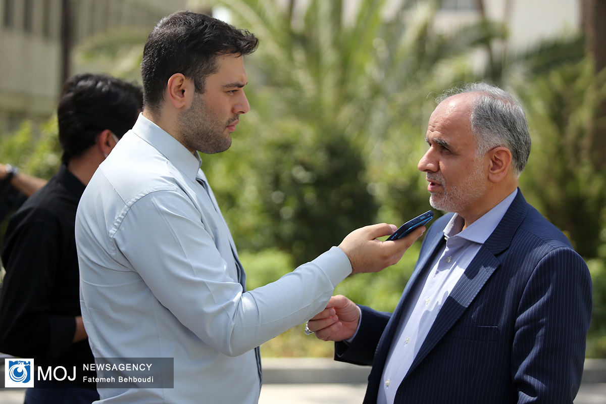 حاشیه جلسه هیئت دولت