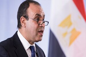 وزیر خارجه مصر با مقامات عمانی و آمریکایی با محوریت اهمیت مذاکرات گفتگو کرد