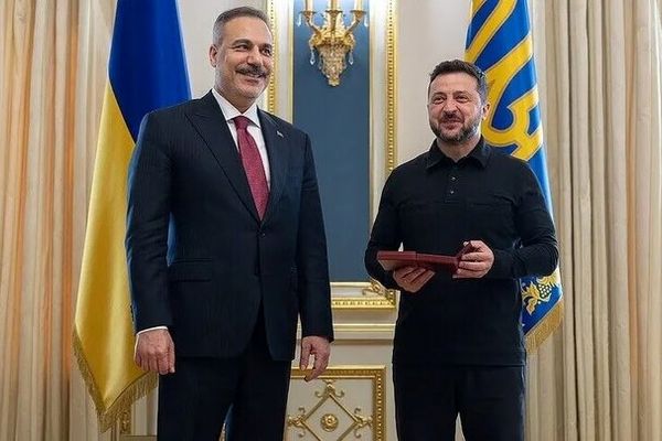 فیدان از قوی‌تر شدن شراکت راهبردی اوکراین و ترکیه با وجود جنگ هر روزه خبر داد
