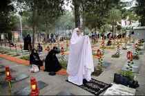 در خواست می کنیم تا شهروندان و خانواده های شهدا امروز به بهشت زهرا نیایند/ معتقدیم موثرترین محدودیت صادقانه در خواست کردن از مردم است 