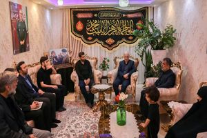 دیدار وزیر کشور با خانواده شهیدان شادمانی، ربانی و محرابی