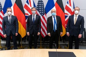 رایزنی وزرای خارجه آمریکا و با شرکای اروپایی درباره برجام