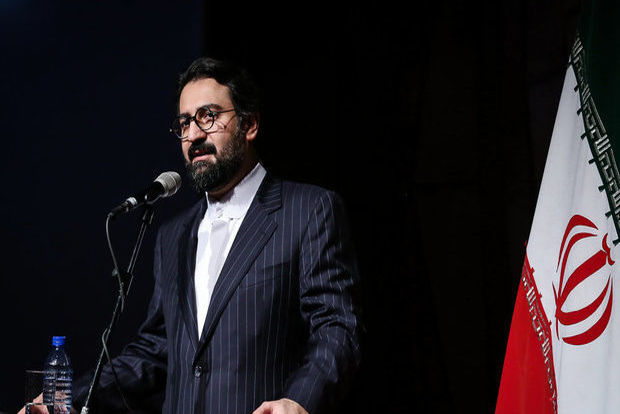 جشنواره هنرهای تجسمی فجر، اشکال فرخنده ای از گفتگوی فرهیختگان هنر است