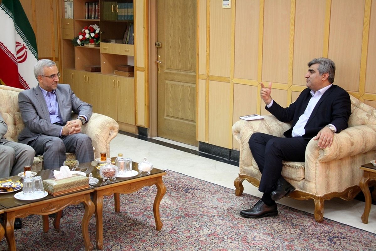 دیدار استاندار گیلان با رئیس فدراسیون والیبال