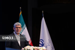 فرآیند انتخاب معلمان نمونه با مشارکت بی سابقه مردمی انجام شد