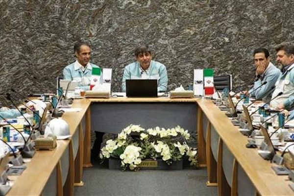 نشست مدیران و رؤسای ناحیه نورد سرد با مدیرعامل گروه فولاد مبارکه