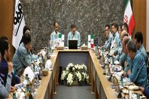 نشست مدیران و رؤسای ناحیه نورد سرد با مدیرعامل گروه فولاد مبارکه