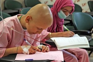 ایجاد روحیه در بیماران سرطانی نقش بسزایی در روند درمان دارد