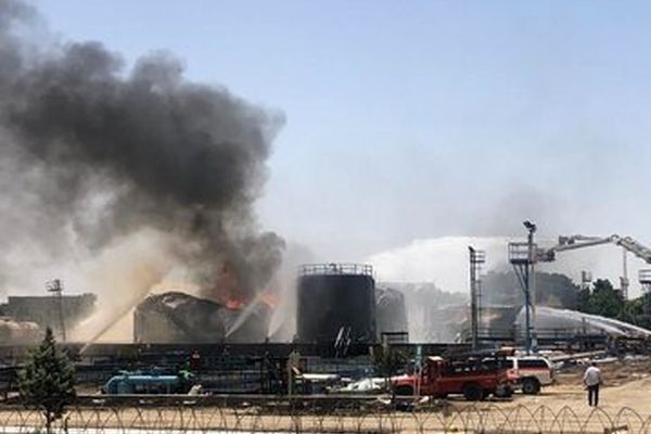 انفجار خط لوله هیدروژن در پالایشگاه کره جنوبی پنج کارگر را مجروح کرد
