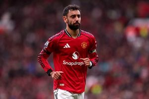 دستمزد ۴۰۰ هزار پوندی؛ شرط کاپیتان شیاطین سرخ برای ماندن است