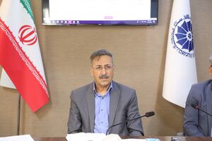 حمایت از ورود شرکت هایی با ظرفیت اقتصادی قابل توجه به بورس، ضروری است