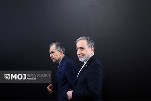 نشست وزیر خارجه با سفرا مقیم در تهران