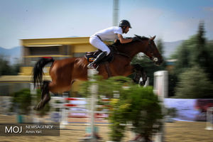 دومین روز مسابقات پرش با اسب جام آزمون