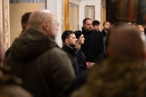 هیأت اوکراینی برای بررسی طرح صلح آمریکا وارد سوئیس شد