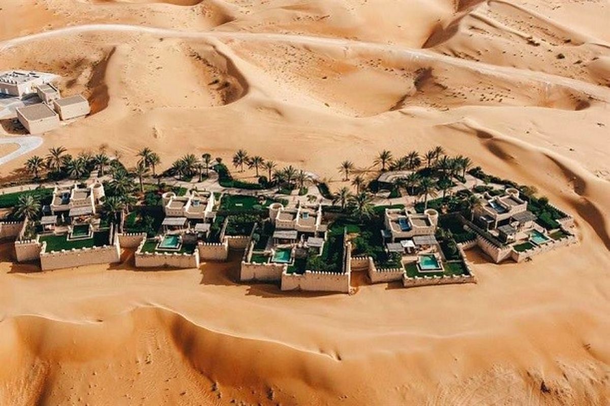 مناطق بیابانی