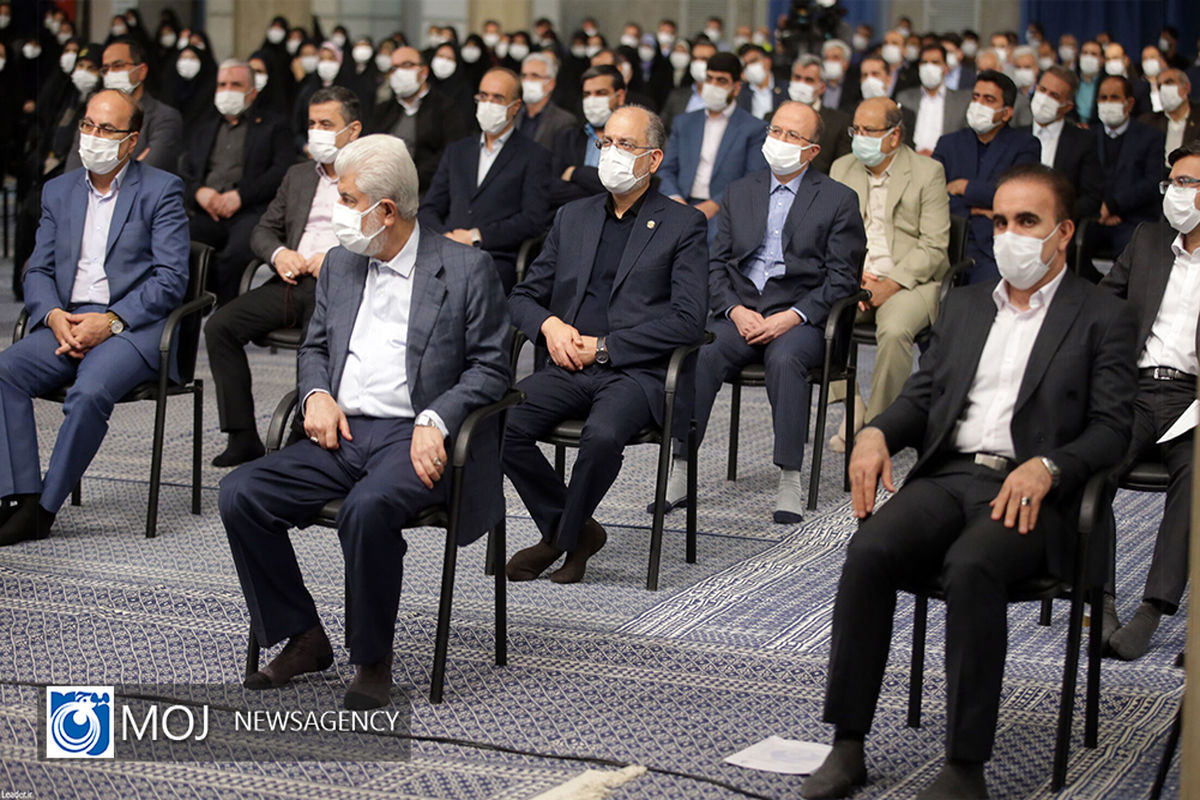 دیدار پرستاران و خانواده شهدای سلامت با رهبر انقلاب