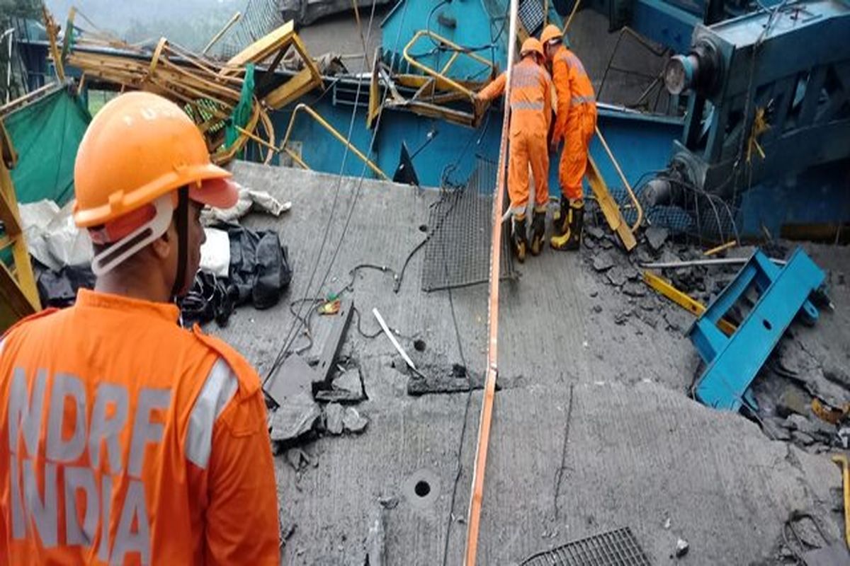 سقوط جرثقیل هند