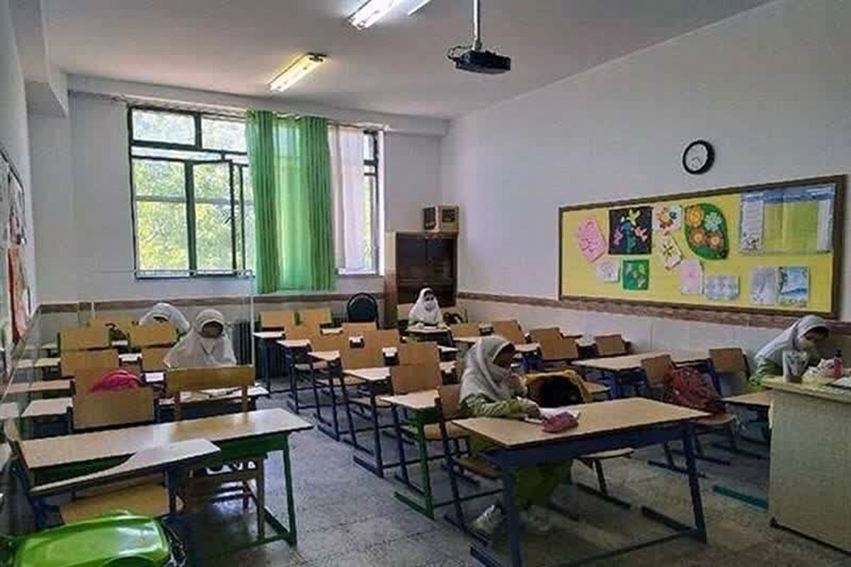 آموزش