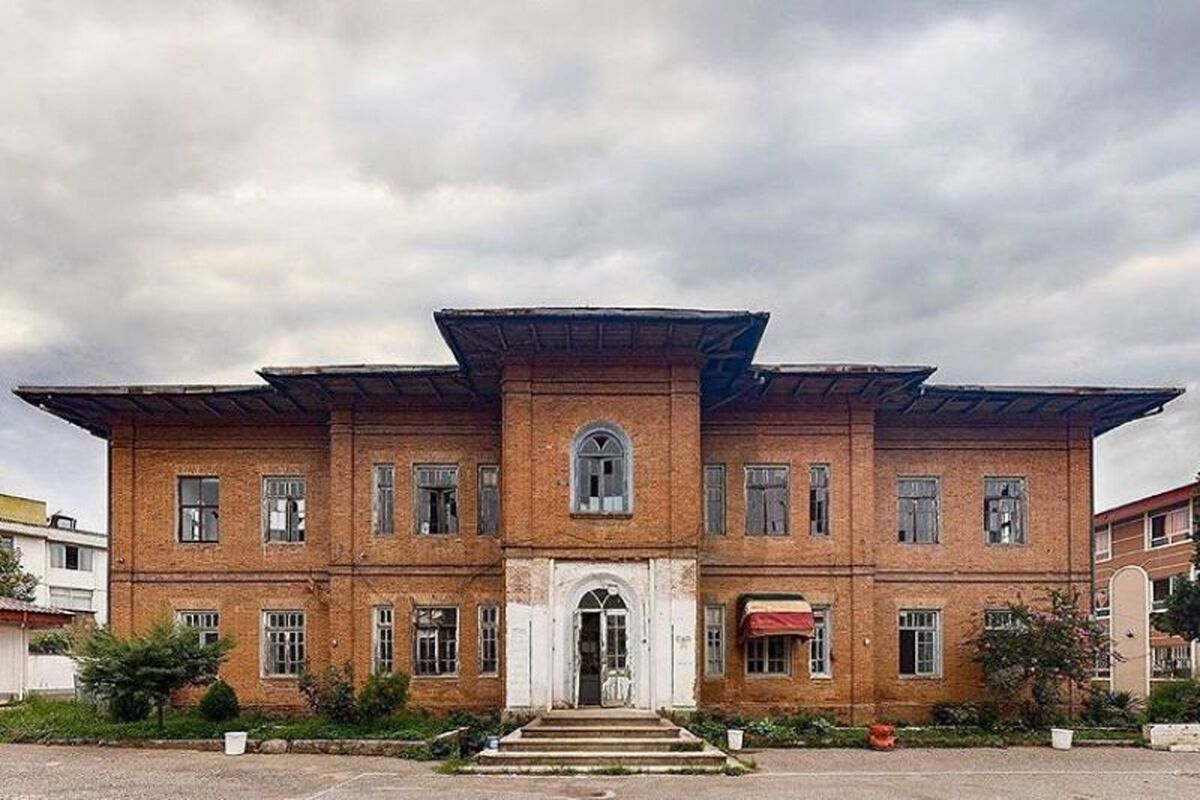 دبیرستان فروغ رشت