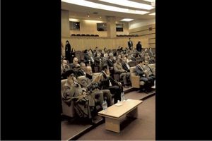 در مراسم نکو داشت مدیران جهادی اجرایی دکتر سبحانی مدیرعامل فولاد مبارکه به عنوان مدیر جهادی اجرایی انتخاب شد