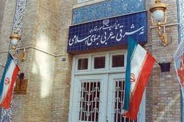 ایران سفیر انگلیس را احضار کرد