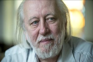 شادی نوبل بیش از یک بلای ناگهانی است