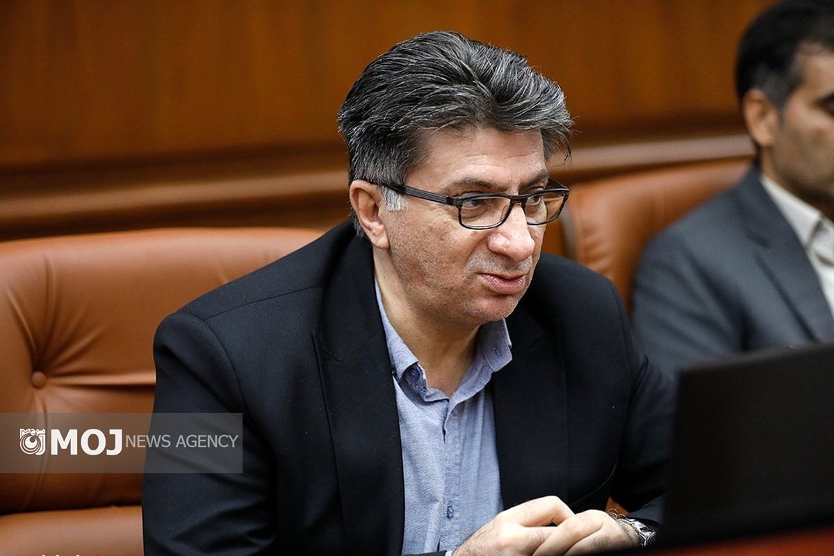 دکتر رضانیا مرکز بهداشت کیش