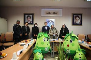 چک میلیاردی به "نون خ " ، پله پرتاب آقای مدیرعامل ! / تبلیغات میلیاردی به بهانه "کاپ" ، سکوی پرتاب مدیریتی مدیرعامل سازمان پسماند

