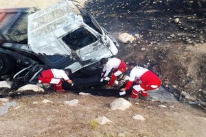 جزئیات سوختن راننده تریلی در آتش/سرنشینان 2 خودرو دیگر مصدوم هستند