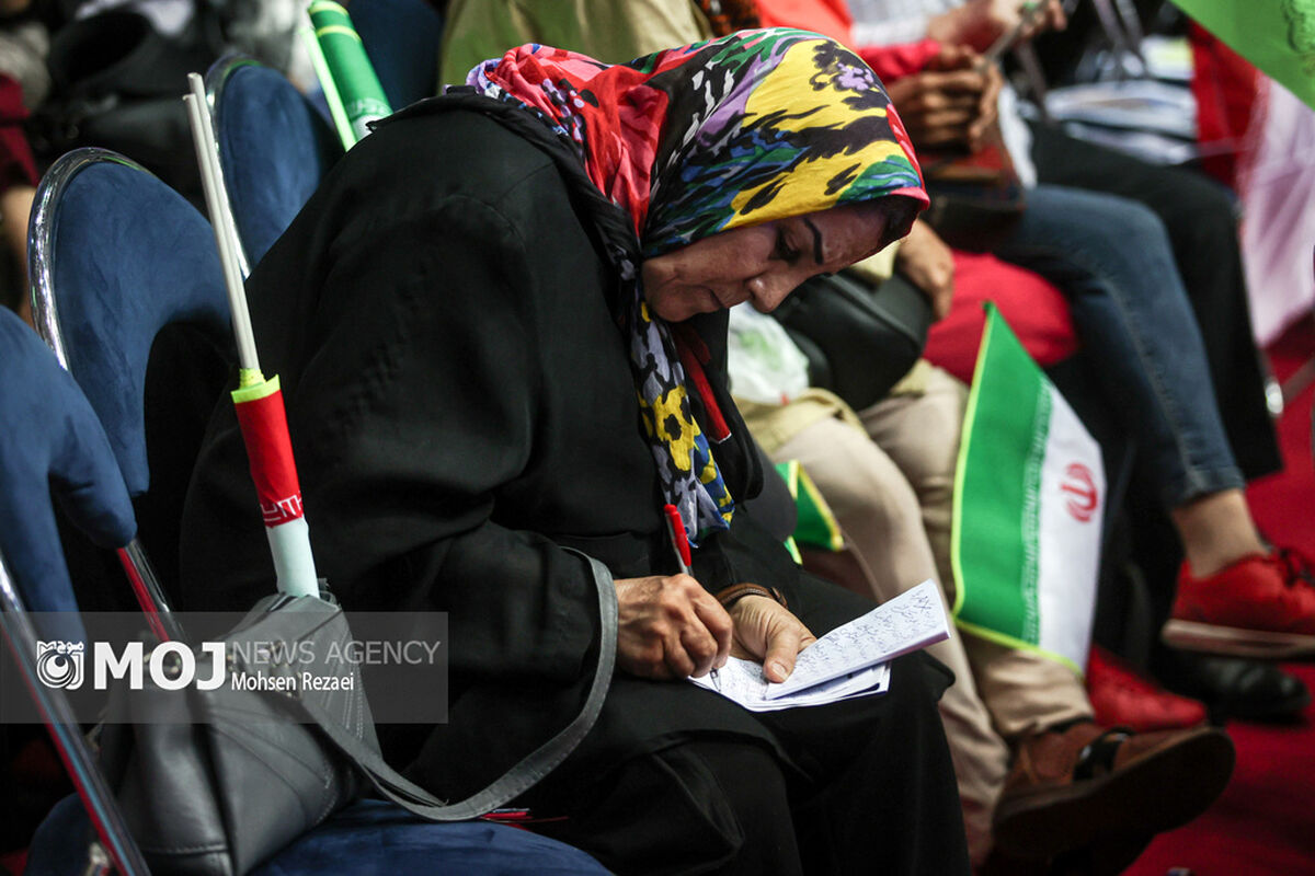 گردهمایی کارگران و بازنشستگان با حضور محمدباقر قالیباف