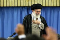 جمعی از خانواده‌های شهدای مدافع حرم میهمان ضیافت افطار رهبر انقلاب شدند