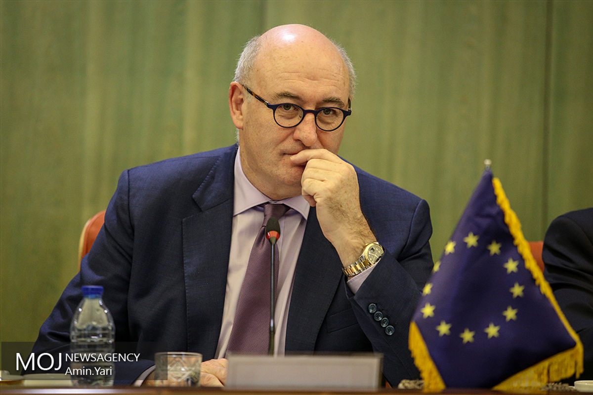 کمیسیونر اتحادیه اروپا 