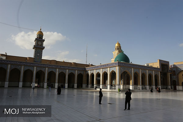 مسجد کوفه معتکفان از ده ها کشور اسلامی را پذیرایی می کند