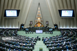 در دومین روز بررسی عملکرد یکساله برنامه هفتم در مجلس چه گذشت؟ + فیلم