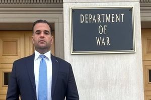 نماینده ویژه آمریکا در امور عراق برکنار شد