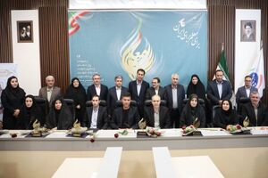 پرداخت کامل مطالبات فرهنگیان و پاداش بازنشستگان تا پایان ۱۴۰۴ 