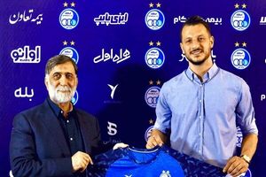 آرمان رمضانی قرارداد خود را به مدت دو فصل دیگر با استقلال تمدید کرد