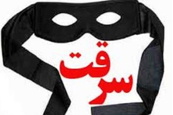 سارق در دزدی شبانه از یکی از بانک های بندرگز ناکام ماند