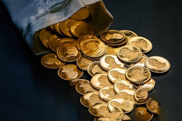 جدیدترین قیمت طلا و سکه در بازار امروز؛ نوسانات ۵ بهمن ۱۴۰۴