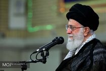 دست برادری ارتش و سپاه حرکتی زیبا پس از حرکت زشت آمریکایی‌ها بود/ آمریکایی ها برای تضعیف روحیه ملت ایران، یاوه‌سرایی می‌کنند