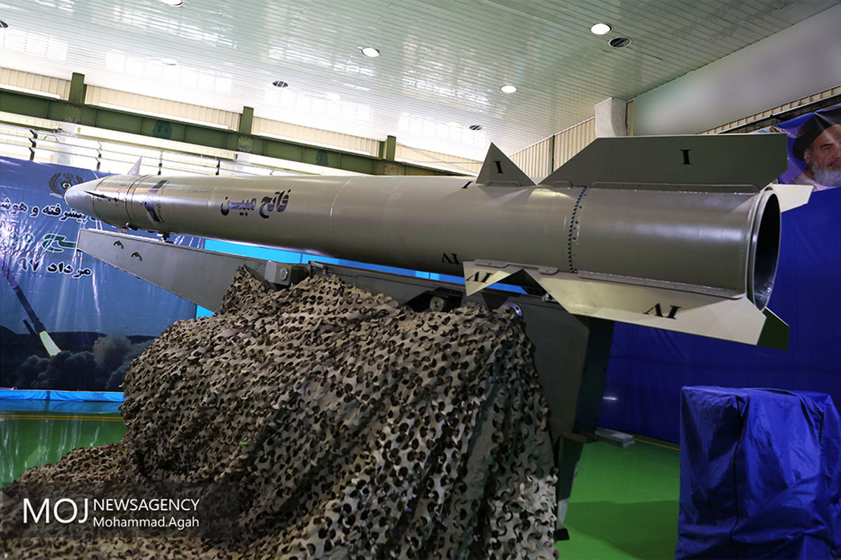 رونمایی از موشک فتح مبین